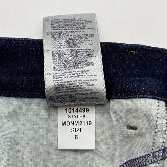 NYDJ Briella Short Size 6 - Picture 11 of 16